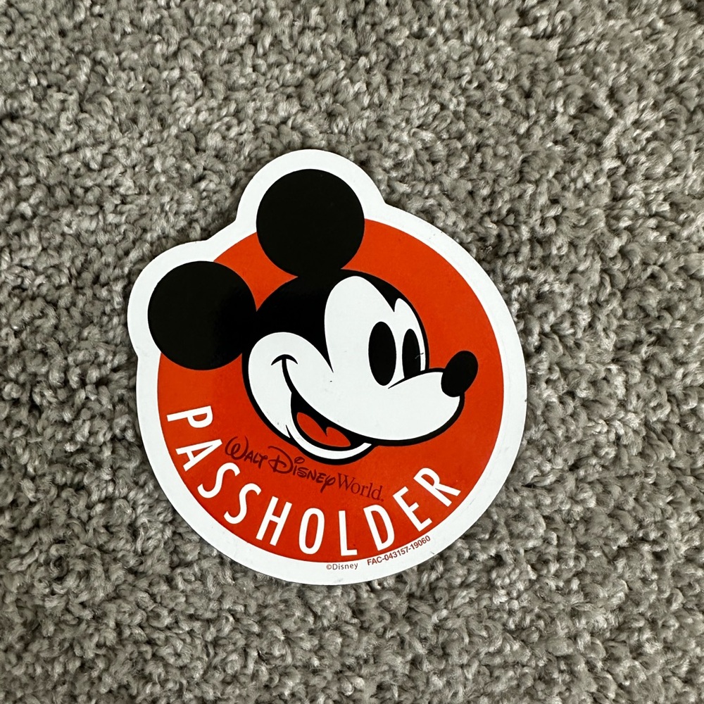 Disney Passholder Magnet - Mickey